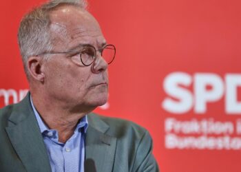 Miersch ruft CSU zu Kompromissfähigkeit auf 5 Matthias Miersch am 24.03.2026