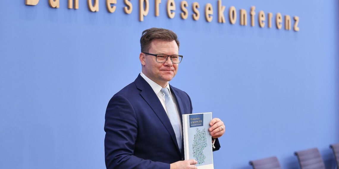 Carsten Schneider am 25.03.2026