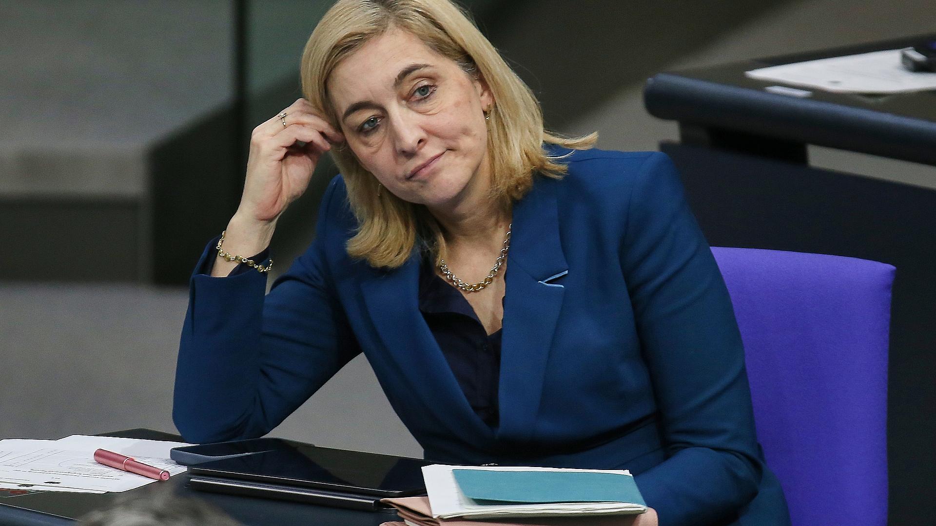 SPD macht bei Gesundheitsreform Druck auf Warken 1 Nina Warken am 26.03.2026