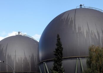 Schwesig fordert "schnelle Auffüllung" der Gasspeicher 3 Gasspeicher (Archiv)