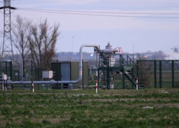 Gaspreis klettert um weitere 25 Prozent 2 Gasspeicher (Archiv)