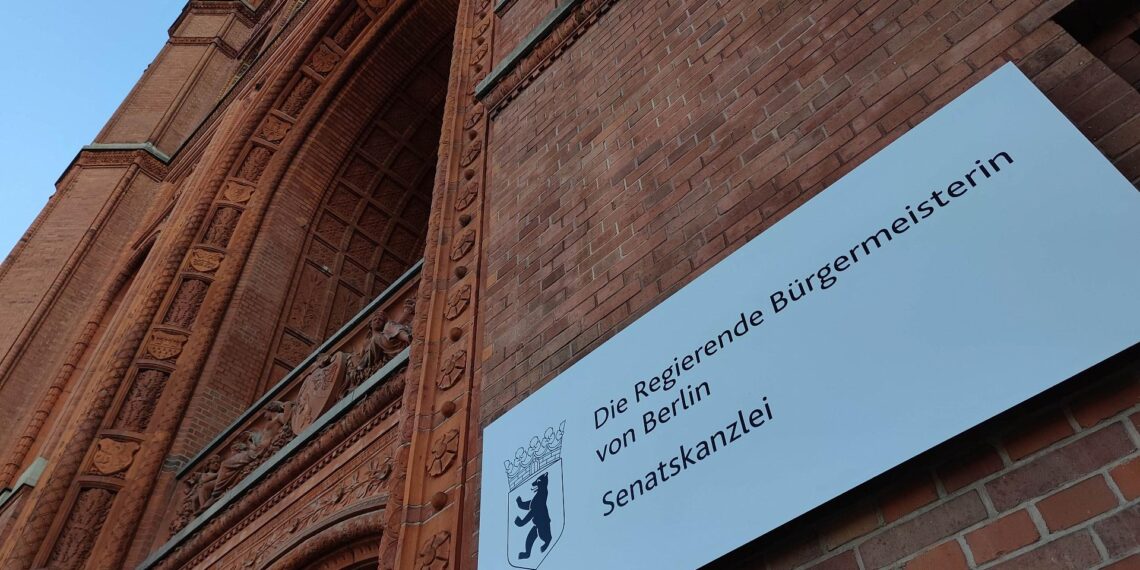 Gutachten: Berliner Partizipationsgesetz teils verfassungswidrig 1 Rotes Rathaus (Archiv)