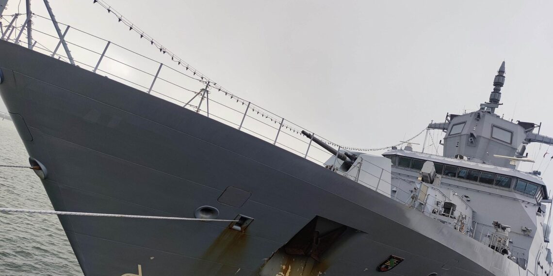 Deutsches Kriegsschiff (Archiv)