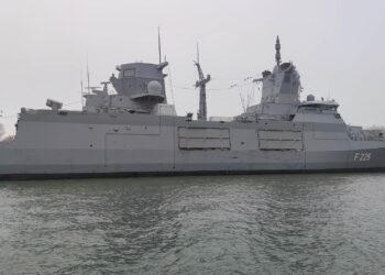 Deutsches Kriegsschiff (Archiv)