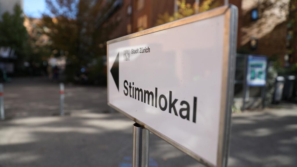 Wahllokal in der Schweiz (Archiv)