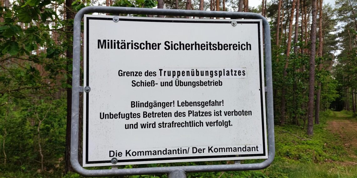 Militärischer Sicherheitsbereich (Archiv)