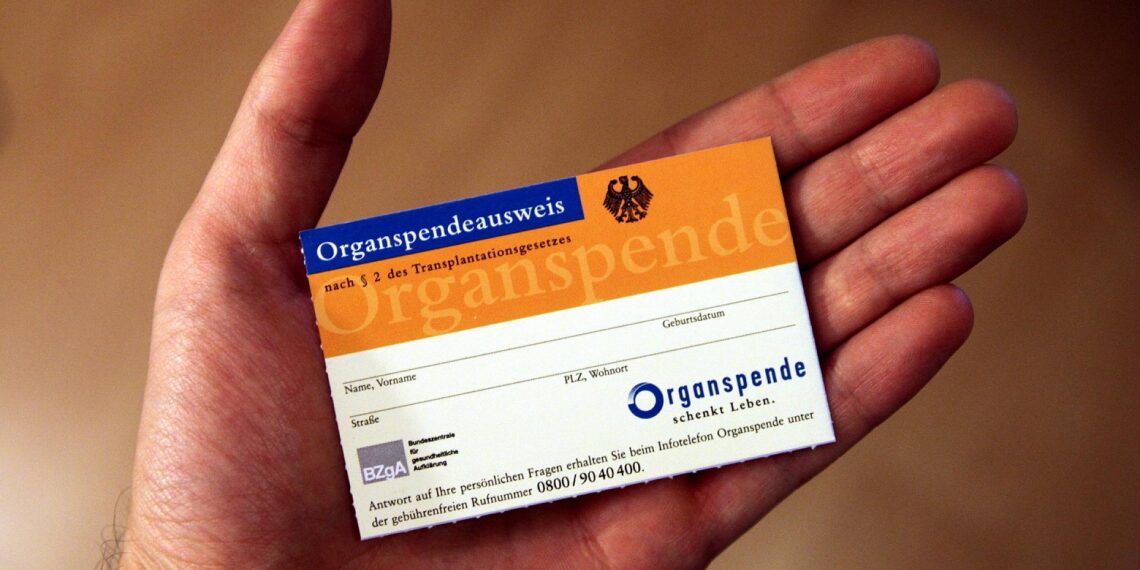 Bundestag beschließt Reform zur Lebendorganspende 1 Organspendeausweis (Archiv)