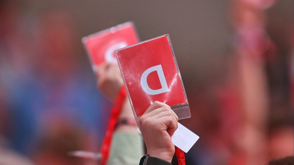 Abstimmung auf SPD-Parteitag (Archiv)