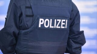 Polizei meldet erste Sitzblockaden gegen AfD-Parteitag in Erfurt