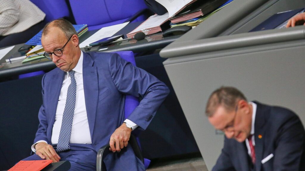 Friedrich Merz und Tino Chrupalla (Archiv)