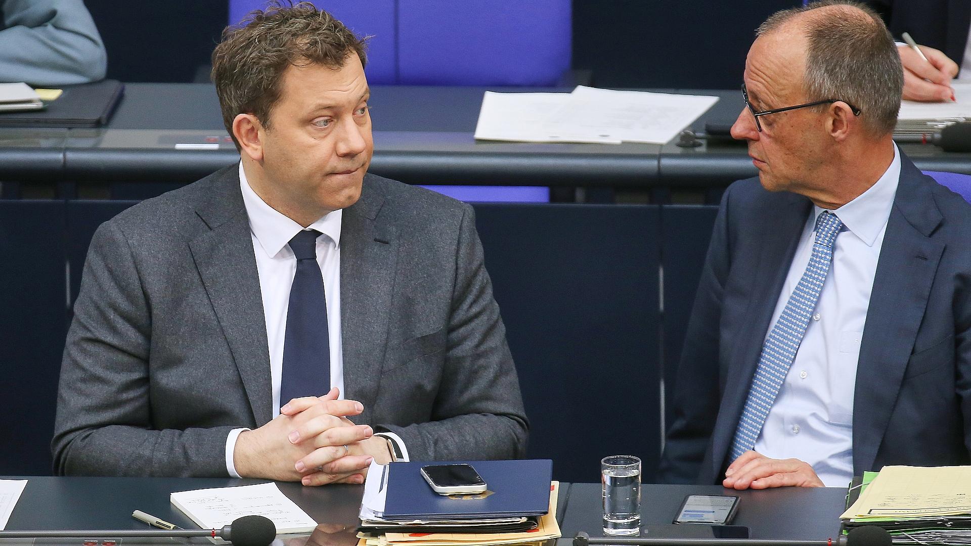 Lars Klingbeil und Friedrich Merz (Archiv)