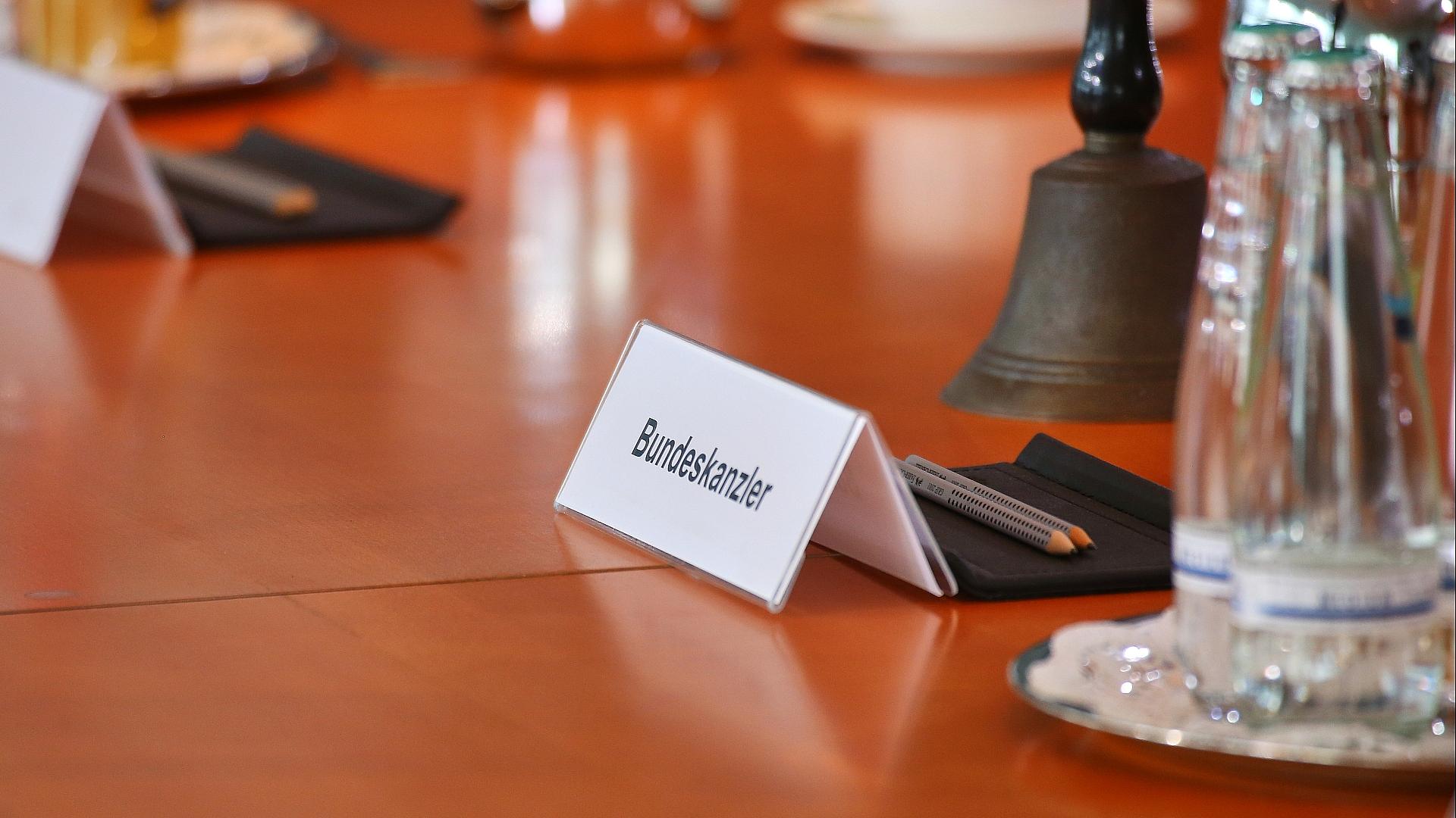 Schild für den Bundeskanzler (Archiv)