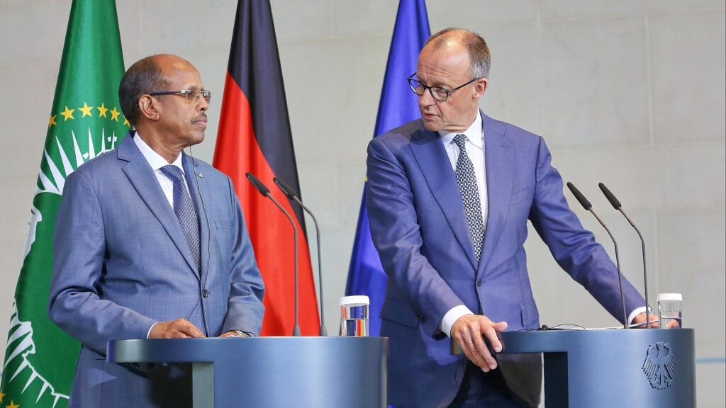 Mahmoud Ali Youssouf und Friedrich Merz am 14.04.2026