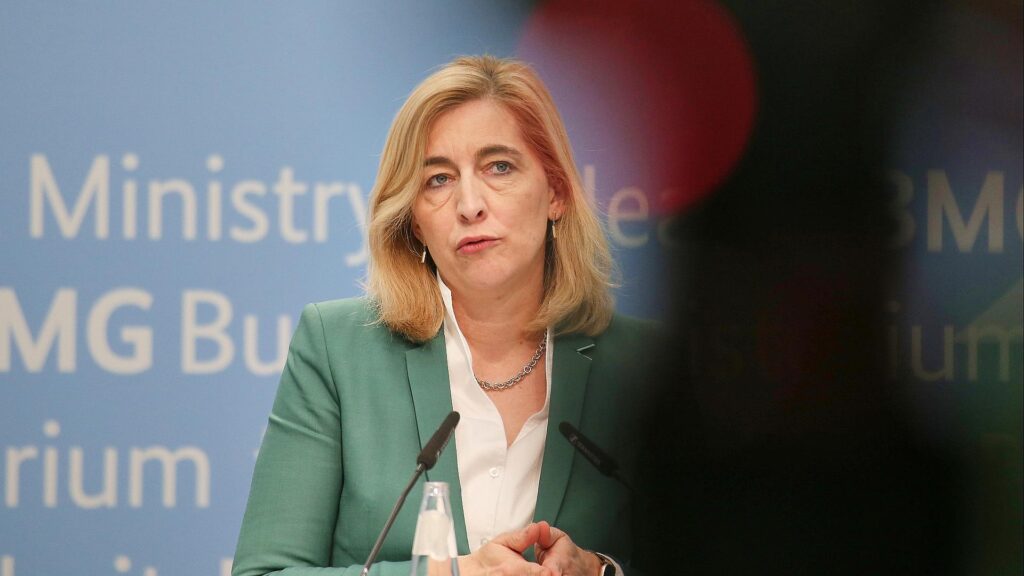 Nina Warken am 22.04.2026