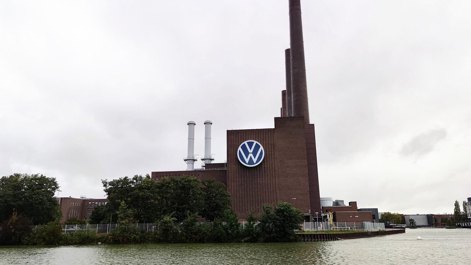 VW-Werk am Mittellandkanal in Wolfsburg
