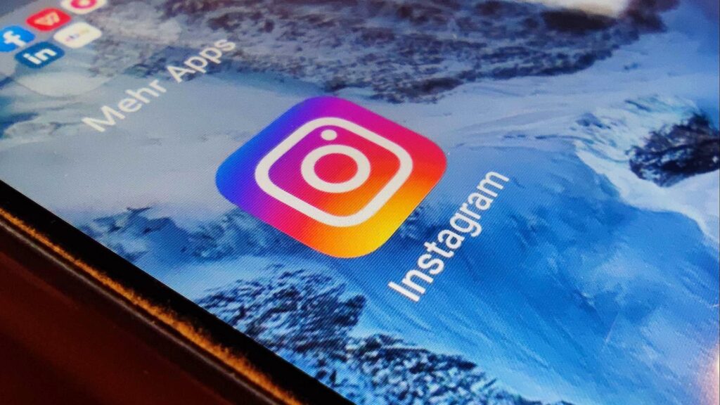 Instagram-Logo auf einem Smartphone (Archiv)