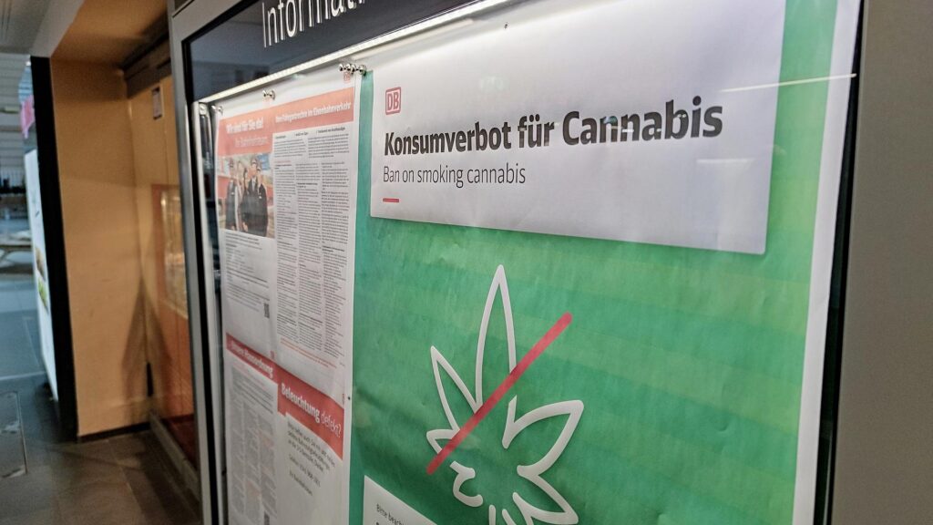 Cannabis-Verbot bei der Deutschen Bahn (Archiv)