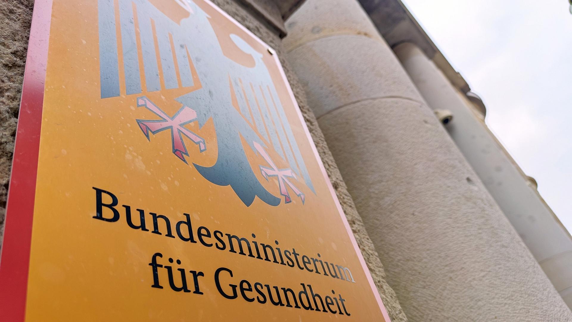 BMG: Vorerst keine Ebola-Auswirkungen für Deutschland 1 Gesundheitsministerium (Archiv)