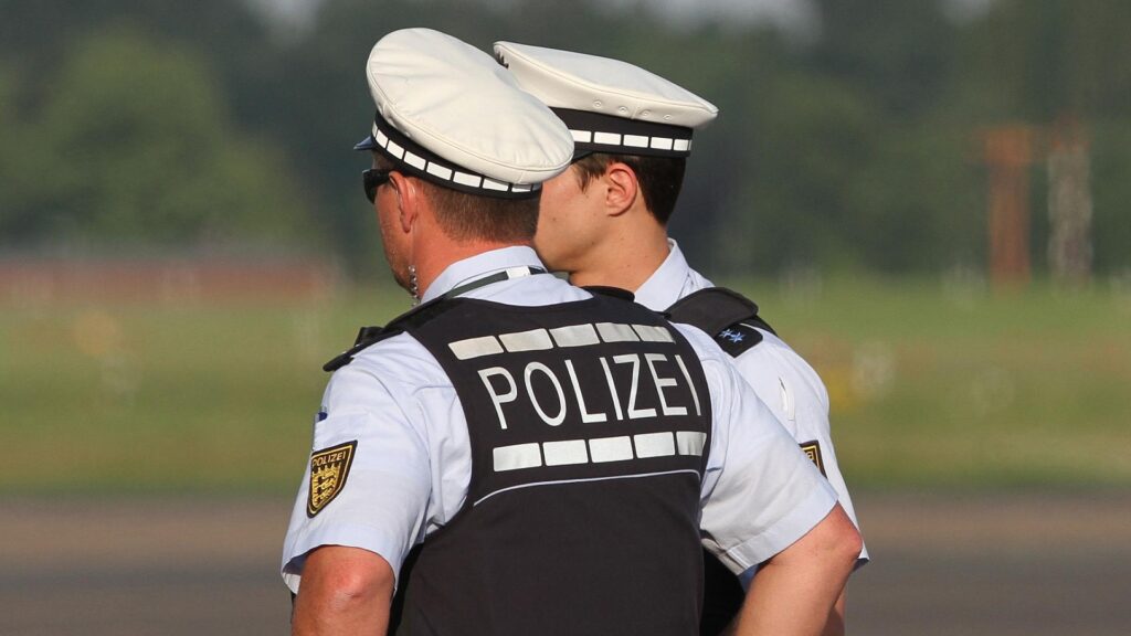 Polizeibeamte (Archiv)