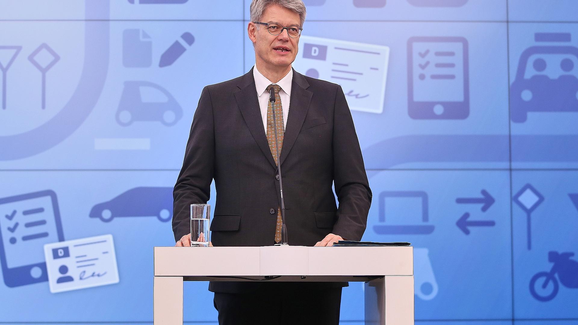 Fahrlehrer fordern Nachbesserungen bei Führerschein-Reform 1 Patrick Schnieder (Archiv)