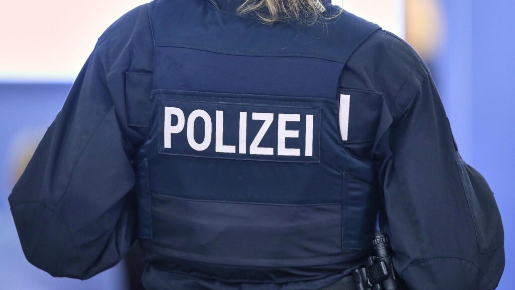Berlins Polizei stuft Drohungen gegen Stromnetz als "sehr ernst" ein 8 Polizei (Archiv)