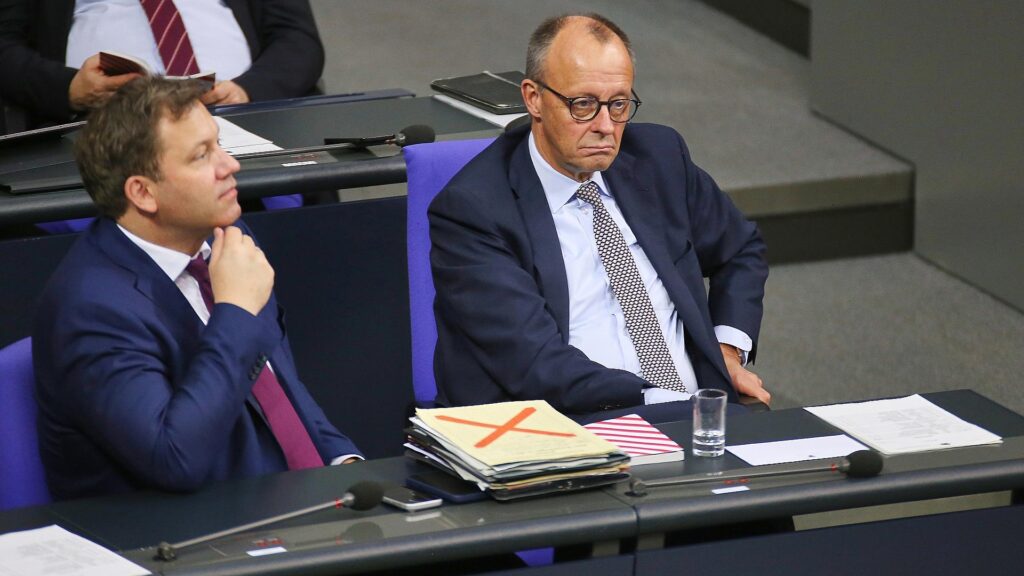 Lars Klingbeil und Friedrich Merz (Archiv)