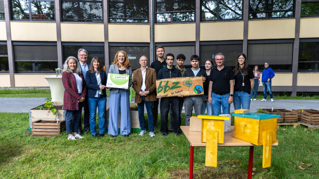 Schulgarten für Berufsbildungszentrum St. Ingbert: Land fördert Projekt mit knapp 5.000 Euro 1 Aktuelles aus St. Ingbert | Bild: Stadt St. Ingbert Bildung für nachhaltige Entwicklung in Schulen – 5.000 Euro für Schulgarten in St. Ingbert