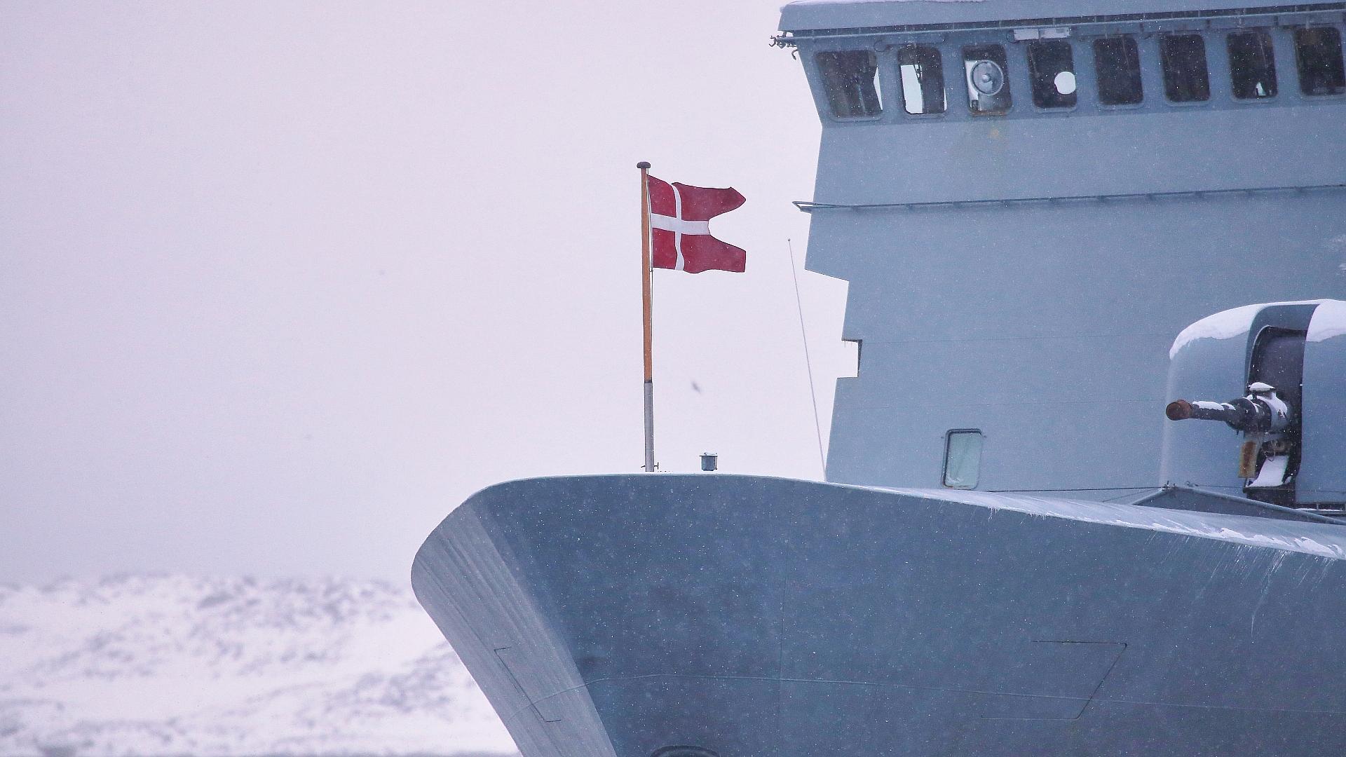 Neue dänische Regierung verspricht Grönland Loyalität 1 Dänisches Kriegsschiff in Grönland (Archiv)