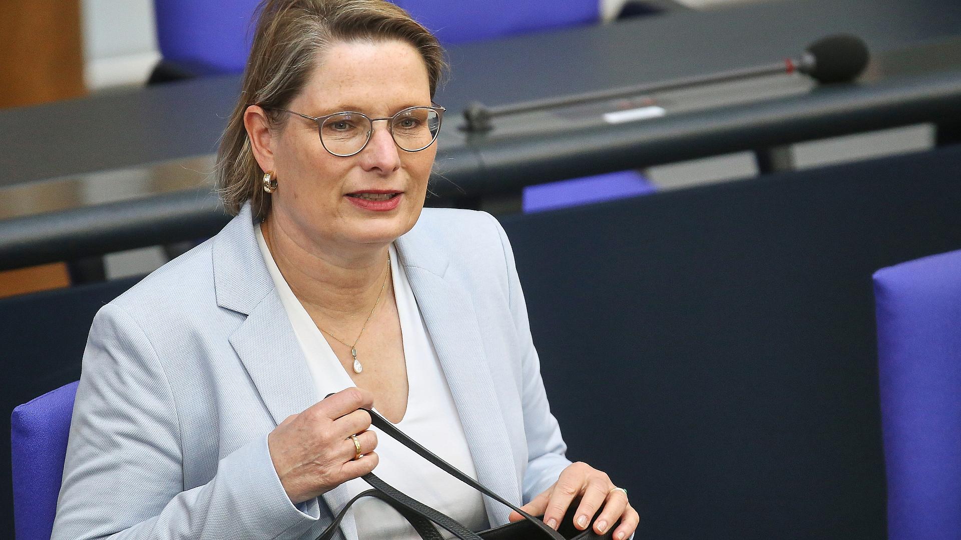 Hubig will längere Verjährungsfrist für Sexualstraftaten 1 Stefanie Hubig (Archiv)