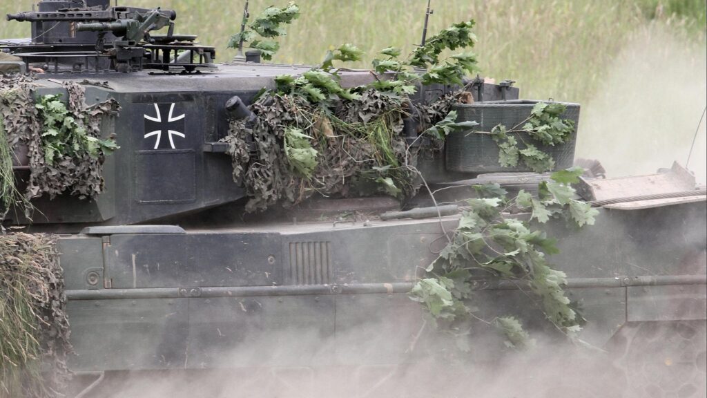 Bundeswehr-Panzer `Leopard 2` (Archiv)