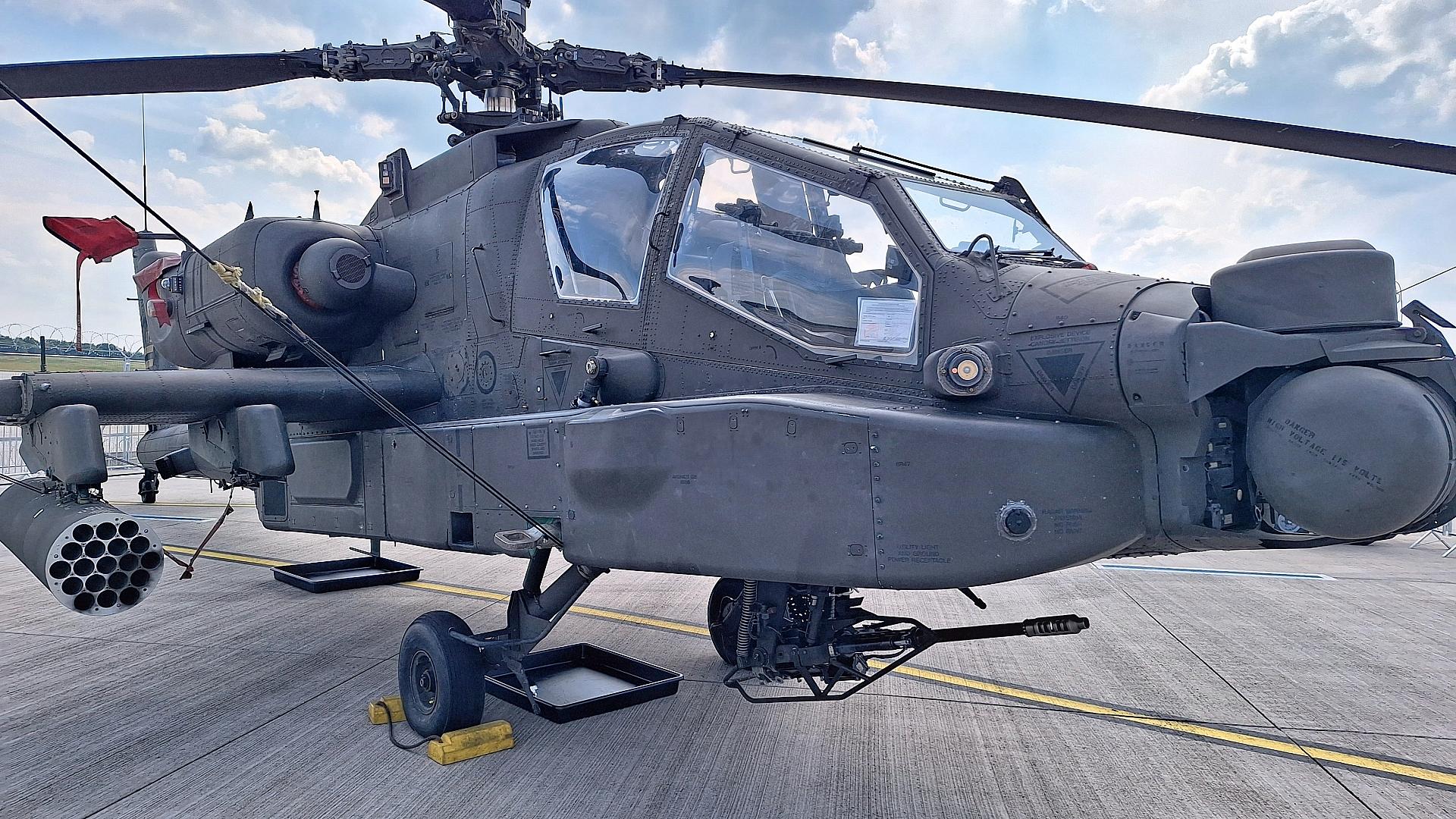 Boeing AH-64 Apache (Archiv)