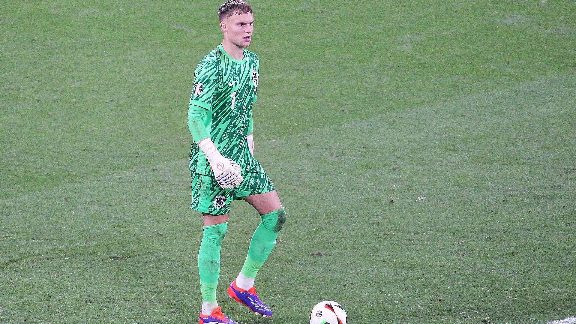 Fußball-WM: Japan erkämpft sich ein 2:2 gegen die Niederlande 1 Bart Verbruggen (Archiv)