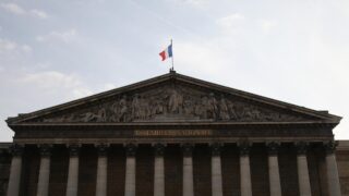 Frankreichs Nationalversammlung billigt Sterbehilfegesetz
