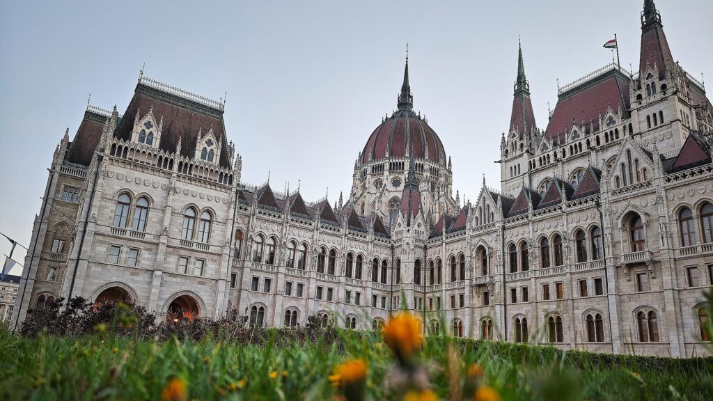 Ungarns Parlament (Archiv)