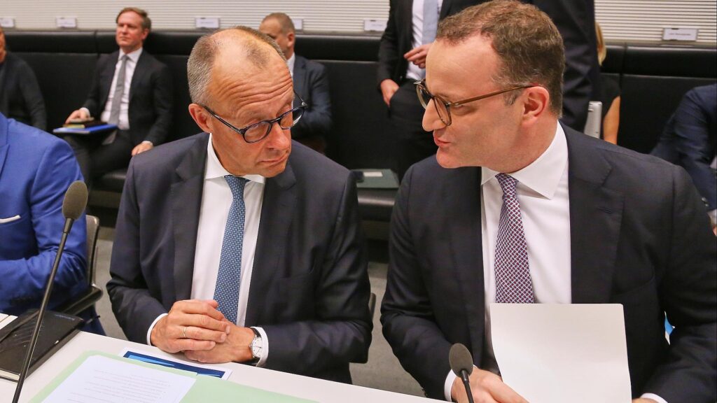 Friedrich Merz und Jens Spahn (Archiv)