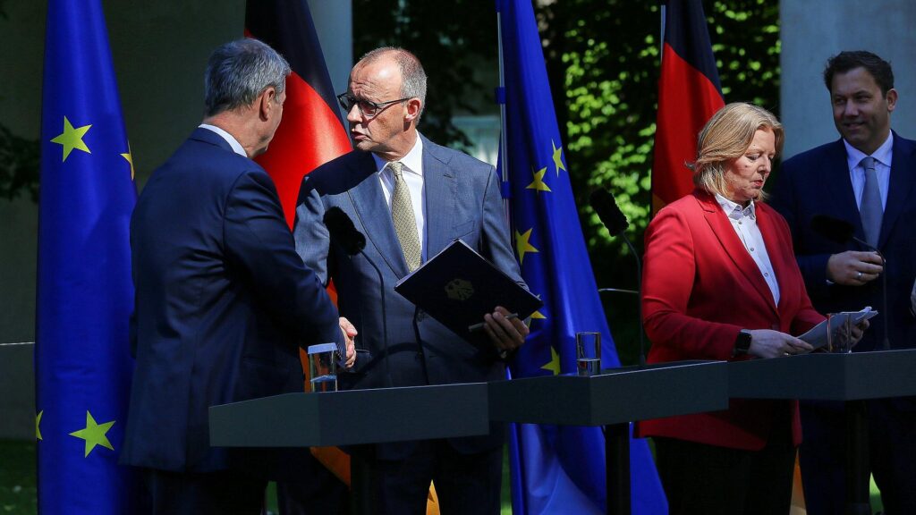 Bundesregierung verteidigt Einschränkungen von IFG 12 Pressekonferenz nach Koalitionsausschuss am 02.07.2026
