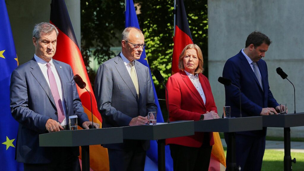 Zweifel an Regierungsbegründung für IFG-Reform 5 Pressekonferenz nach Koalitionsausschuss (Archiv)
