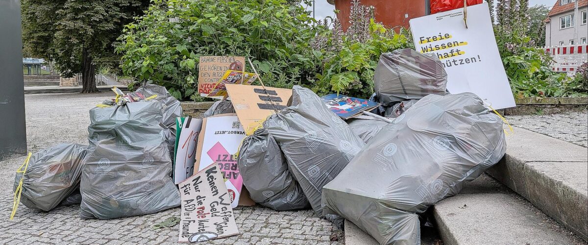 Kaum Proteste gegen AfD-Parteitag am Sonntag 1 Überreste von Anti-AfD-Demo vom Vortag am 05.07.2026