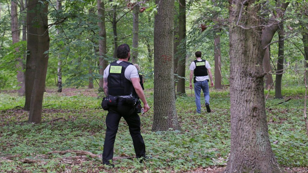 Polizei am Tatort nach Todesfahrt beim CSD am 26.07.2026