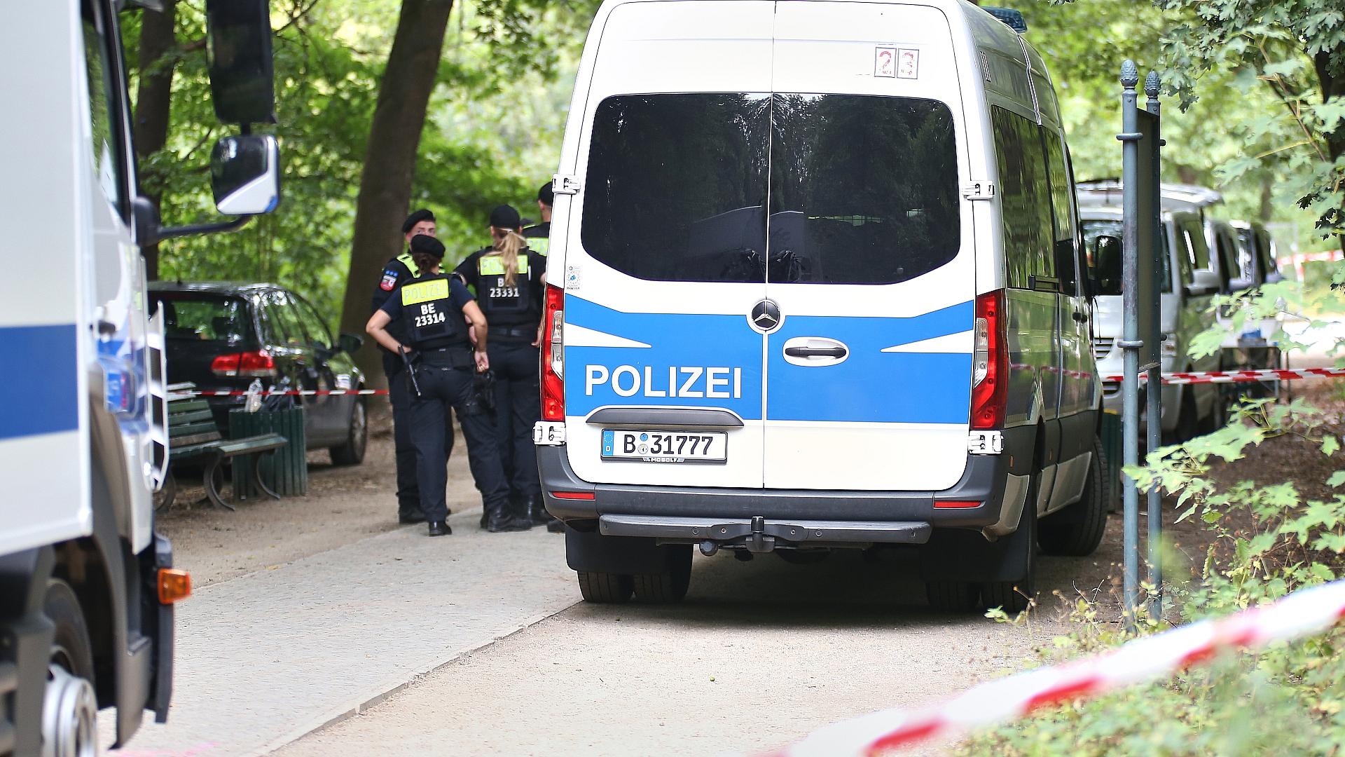 Polizei am Tatort nach Todesfahrt beim CSD