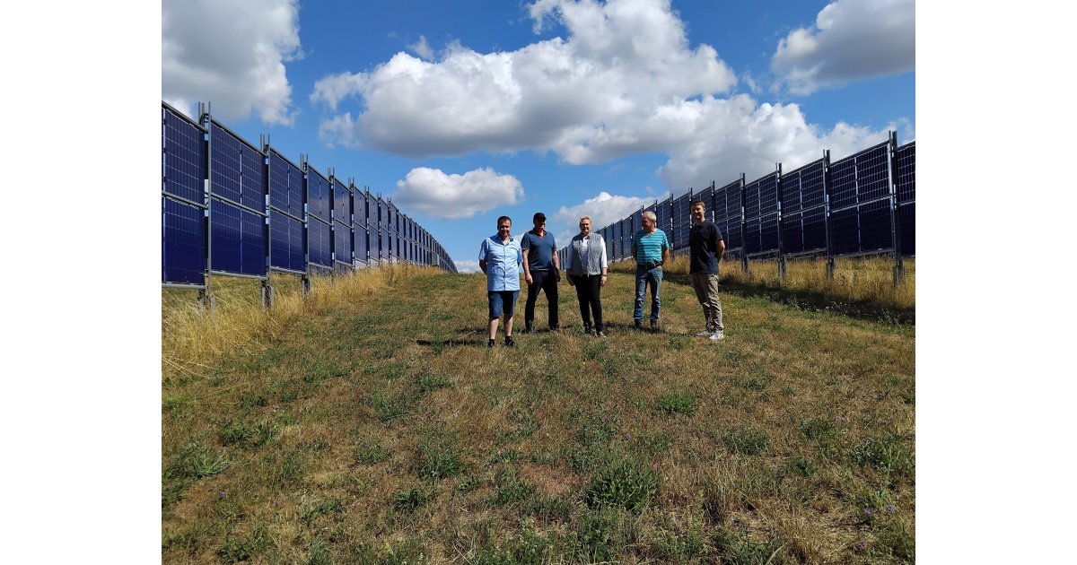 Landtagspräsidentin besucht Agri-Photovoltaikanlage und Weinhof 1 Aktuelles aus Ottweiler | Bild: Stadt Ottweiler Landtagspräsidentin auf Tour