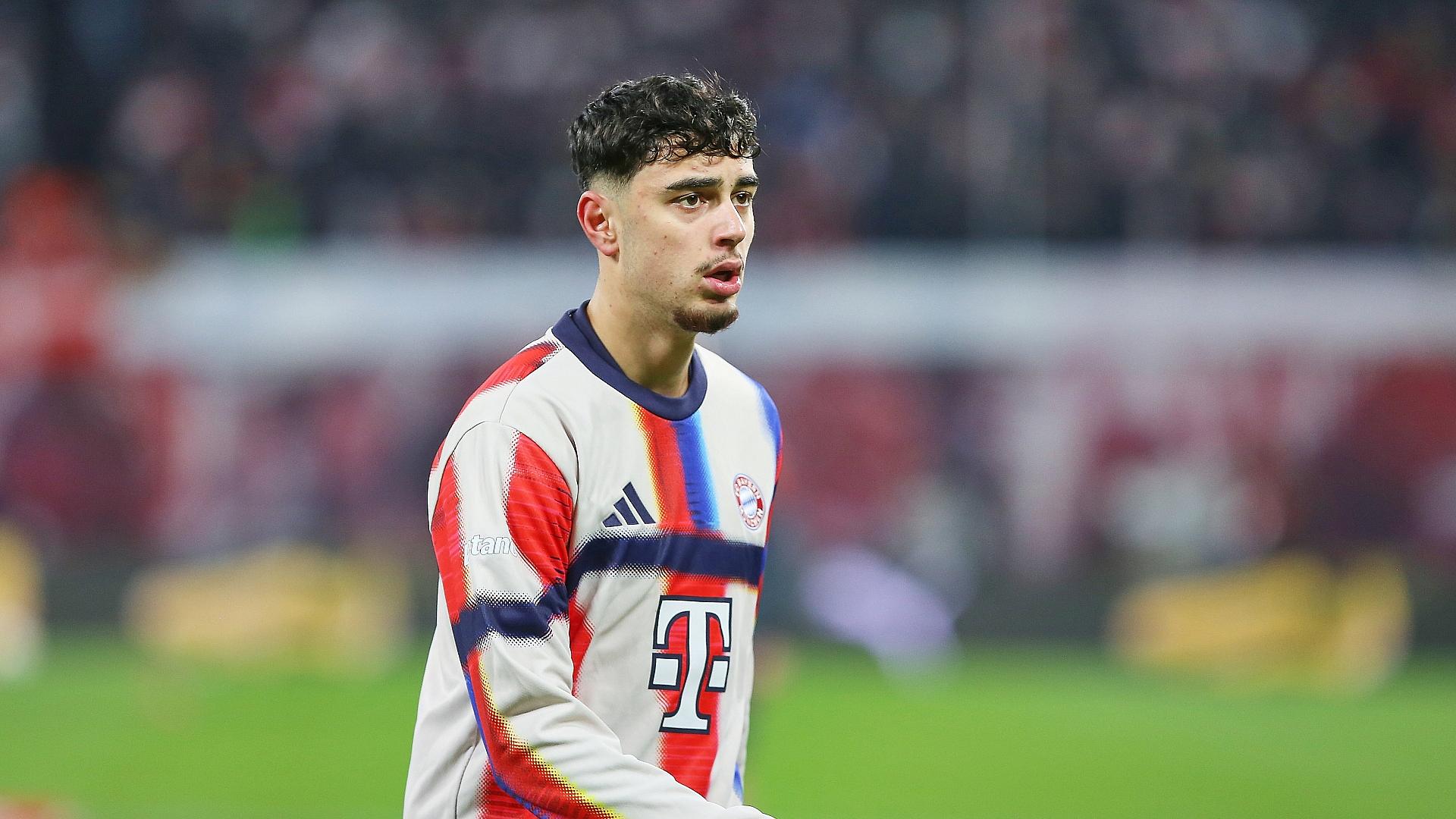 Bundesliga-Auftaktspiel: Bayern schlägt Stuttgart mit 5:1 1 Aleksandar Pavlovic (Archiv)