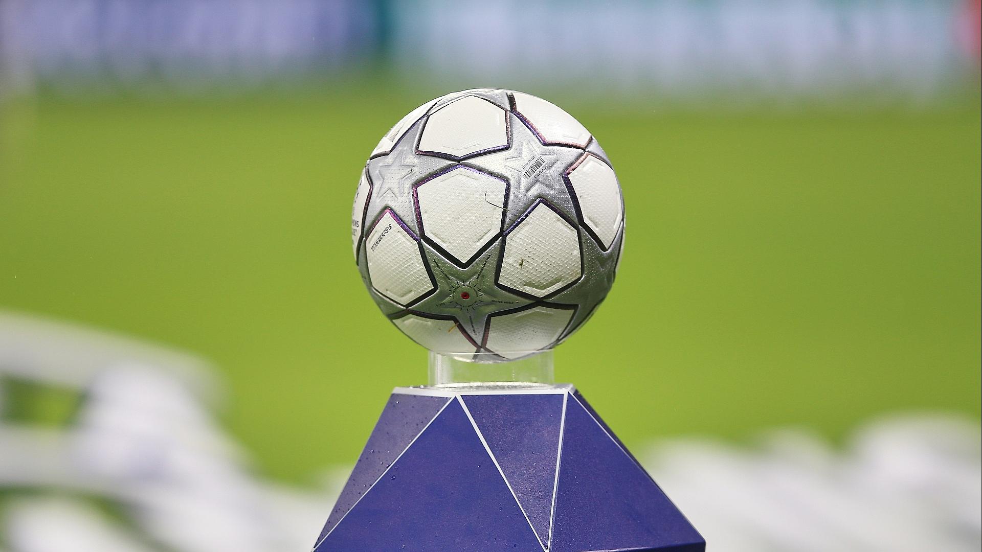 Fußball (Archiv)