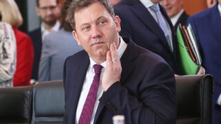 Kanzler im Urlaub – Klingbeil soll wieder Kabinettssitzung leiten