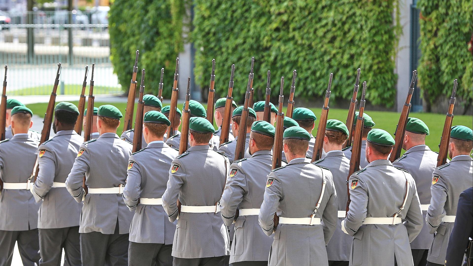 Personalzahlen der Bundeswehr erreichen 13-Jahres-Hoch 1 Bundeswehr-Soldaten (Archiv)