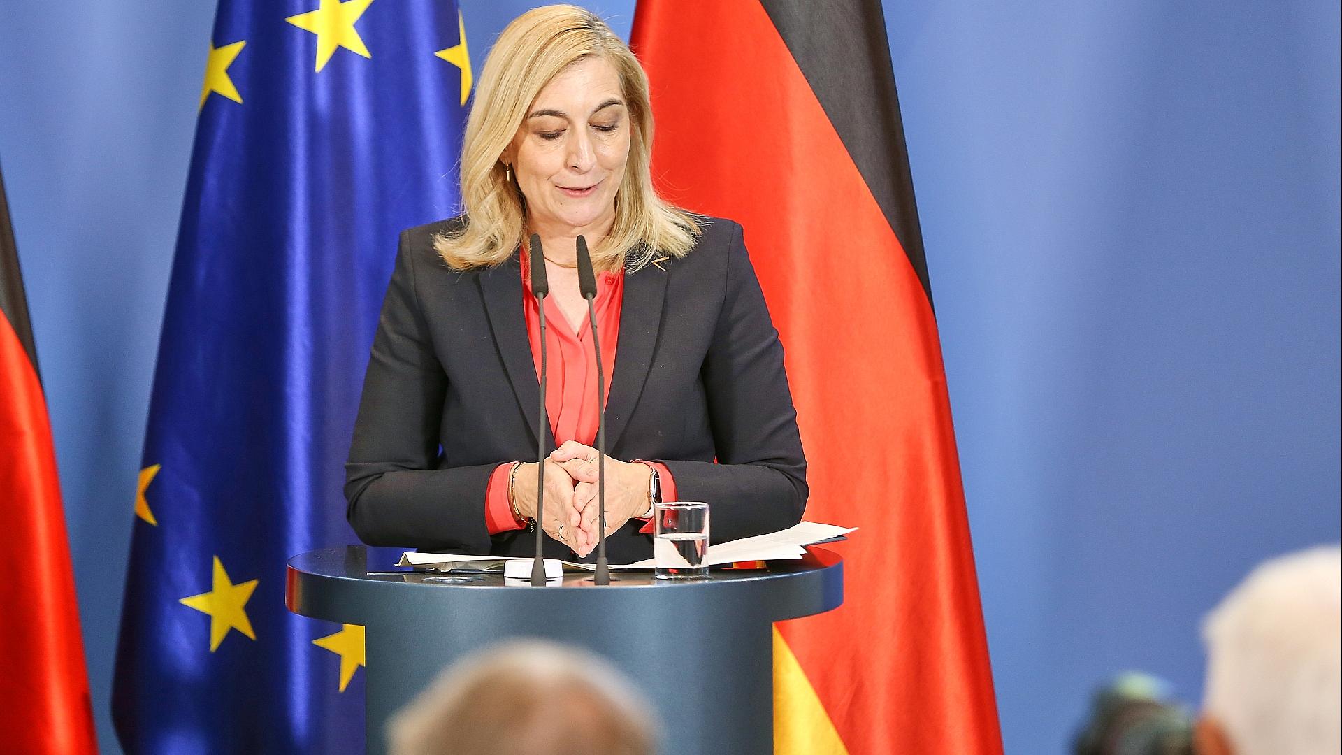 Nina Warken am 12.08.2026