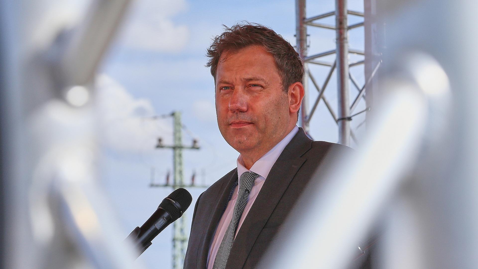 Forderung nach Übergewinnsteuer in Bundesregierung "nicht geeint" 1 Lars Klingbeil (Archiv)