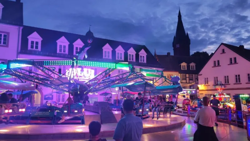 Ottweiler Kirmes feiert 40 Jahre in der Altstadt