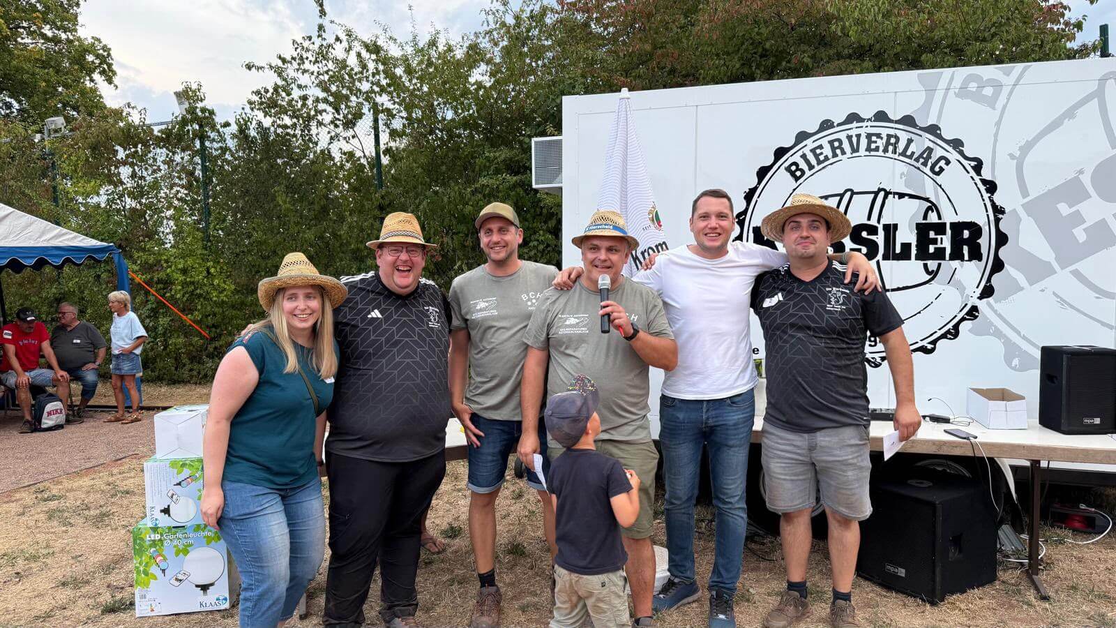 20. Boule-Gemeinde-Cup in Hierscheid: „Bierbande“ gewinnt Jubiläumsturnier 1 Aktuelles aus Eppelborn | Bild: Gemeinde Eppelborn 20. Boule-Gemeinde-Cup in Hierscheid begeistert mit breitem Teilnehmerfeld und Jubiläumsstimmung
