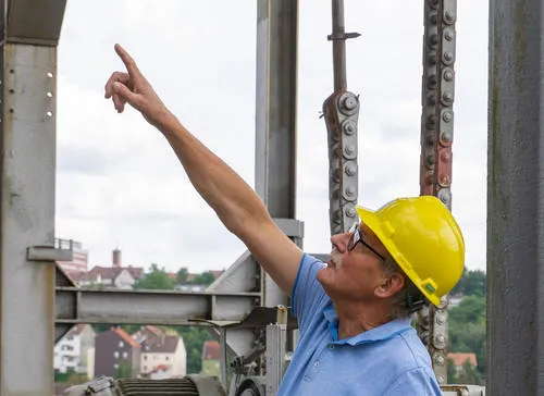 Öffentliche Technik-Hüttenwegführung am 9. August 10 Öffentliche Technik-Hüttenwegführung am 9. August
